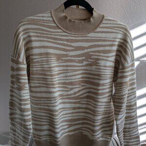 WAYF Sweater Camel Small
